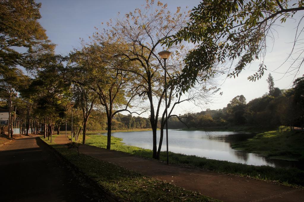 Chale Do Lago Araxa Exterior photo