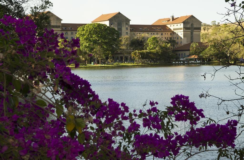 Chale Do Lago Araxa Exterior photo