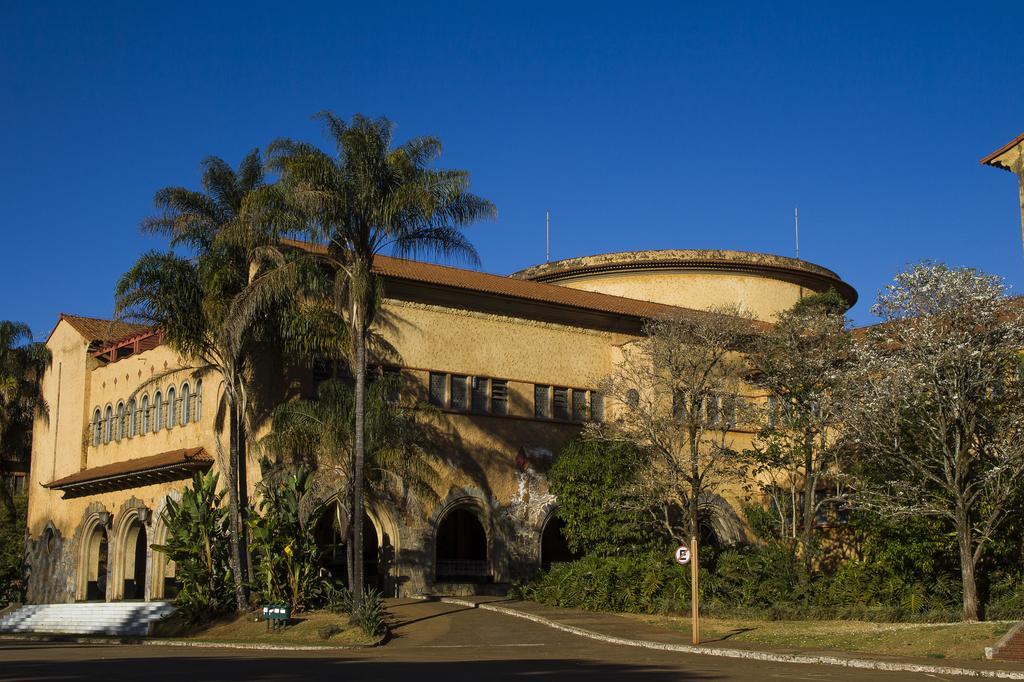 Chale Do Lago Araxa Exterior photo